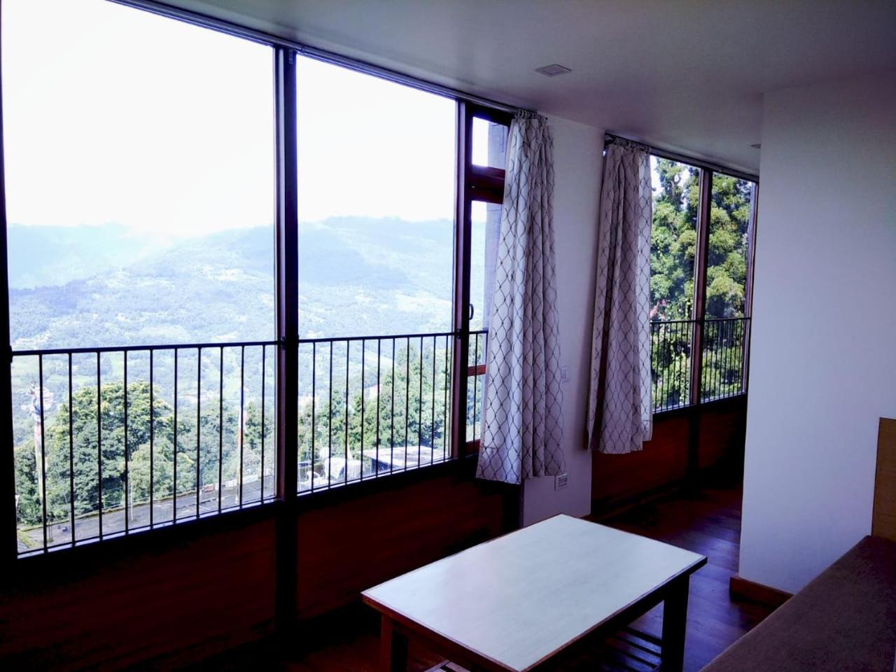 Hotel Ninamma Gangtok Exterior foto